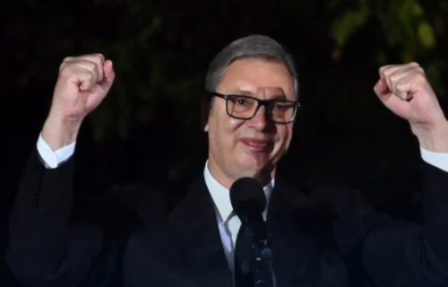 Vučić sumirao radnu nedelju: "Iza mene ostaju godine borbe, teških odluka i velikih izazova" (VIDEO)
