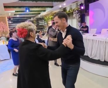 Mali razgovarao sa penzionerima u Borči: “Podrška najstarijima je uvek jedan od prioriteta države”