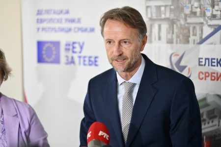 Fon Bekerat: “Srbija ima kapacitet za ubrzan napredak ka EU, ali uz realne reforme”