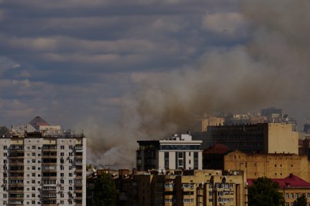 Teška zima pred Ukrajinom: Savetnik Zelenskog već sad apeluje da se kupe generatori i gomila gorivo