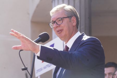 Vučić nosilac liste i kandidat SNS za predsednika vlade: Doneta odluka na Sednici u Nišu