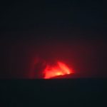Eruptirao vulkan u Indoneziji: Pepeo zatrpao Džakartu, otkazuju se avionski letovi (FOTO)