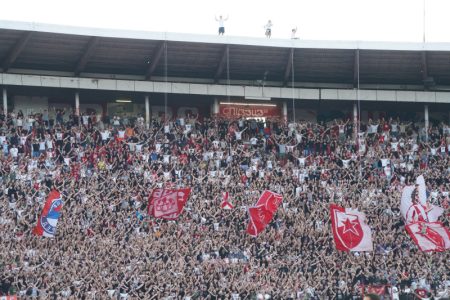 Delije izdale saopštenje zbog zastave koju su Grobari spalili na 180. Večitom derbiju