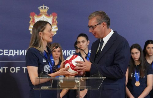 Vučić primio bronzane odbojkašice: "Ja sam vam beskrajno zahvalan"