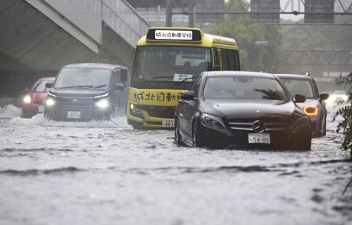 Japan na udaru snažnih padavina: Saobraćaj paralisan, 41 osoba povređena