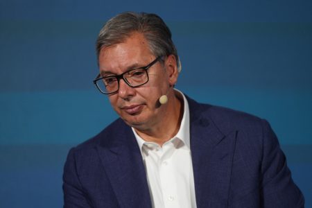 Vučić: “Moramo da sačuvamo mir i stabilnost, ne treba nam drugo poluvreme devedesetih”