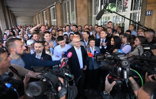 Faktor plus: Da su izbori u nedelju SNS bi dobio 48,6 odsto, cenzus bi prešle 4 liste