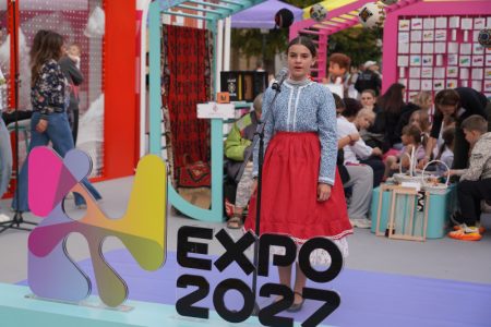 Ekspo karavan stigao u Suboticu: Trg slobode pretvoren u veliku pozornicu igre, sporta i muzike