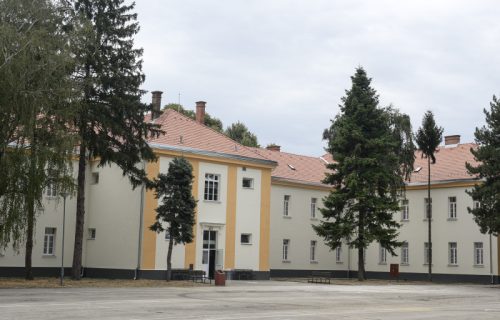 Vojnike u Šapcu čekaju obnovljene sobe i bežični internet: Rekonstruisano oko 2.000 kvadrata kasarne