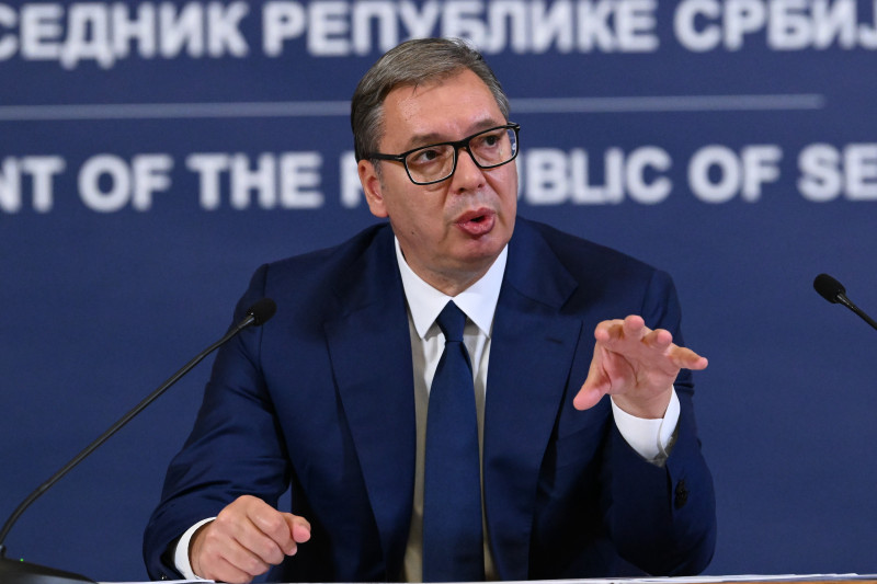 Vučić o napadima na aktiviste SNS: “U Novom Sadu tehohranitelj Srdanovića pesnicom udario ženu”
