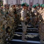 Iran počeo masovnu mobilizaciju: Cilj je 1.000 bataljona sa milion boraca, održana velika vojna parada