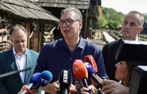"Borite se najsnažnije moguće, ne budite kao oni": Vučić u Velikoj Plani poslao moćnu poruku