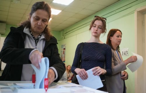 Izlaznost na izborima za Državnu dumu Rusije premašila 50 odsto: Danas poslednji dan glasanja