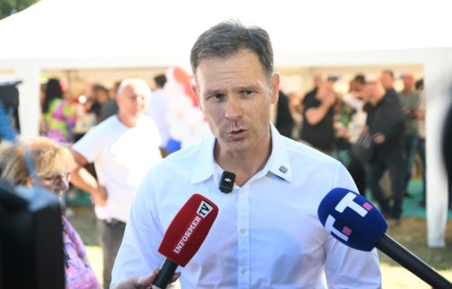 Mali na saboru kod Mladenovca: "Sledeće nedelje isplata 6.000 dinara državne pomoći" (FOTO)