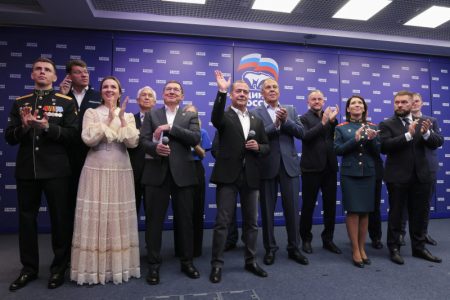 Jedinstvena Rusija ubedljivo vodi na izborima za Državnu dumu