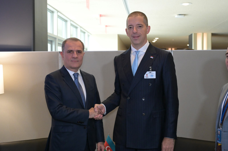 Diplomatski susret u UN: Đurić i Bajramović o jačanju veza Srbije i Azerbejdžana