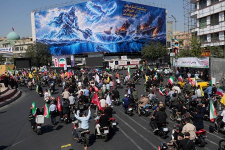 Čeka se Trampov novi napad: Iran se sprema za novi izliv besa zbog verovatnog poraza republikanaca