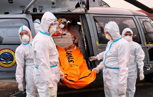 Morska grobnica u Indoneziji: Raste broj mrtvih u olupini trajekta, više od 70 ljudi i dalje u ponoru