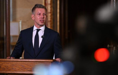 Mađaru skinut imunitet zbog istrage: Premijer Mađarske optužen da je oteo tuđi telefon i bacio ga u Dunav