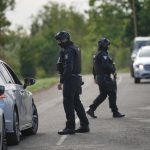 Tramp u šoku posle obrta: Pušteni osumnjičeni za napad na britansku bazu, nađeni materijal nije eksloziv