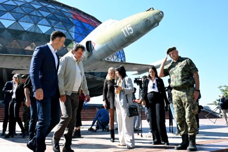 Mali obišao Muzej vazduhoplovstva: “Er Srbija obara rekorde svake godine, čeka nas veliki posao za Ekspo”