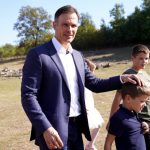 Mali obišao porodicu Bujagić koja se sa decom preselila na selo: "Za to se borimo i za to živimo" (FOTO)