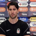 Sve se zakuvаlo u Istanbulu: Vlahović može skupo da plati za probleme koje je napravio