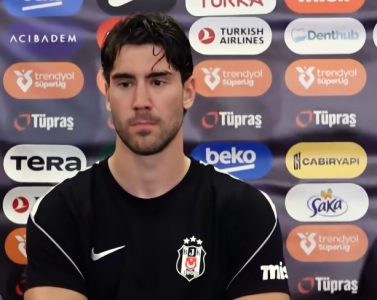 Sve se zakuvаlo u Istanbulu: Vlahović može skupo da plati za probleme koje je napravio