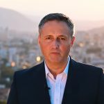 Dnevni avaz tvrdi: "Vozilo iz kolone Bećirovića sletelo sa puta, nisu ni stali da vide šta je sa vozačem"