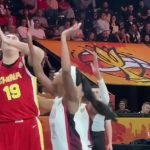 Čudo prirode zapalilo Mundobasket: Kineskinja (19) visinom šokirala svet, ona je devojka džin (VIDEO)
