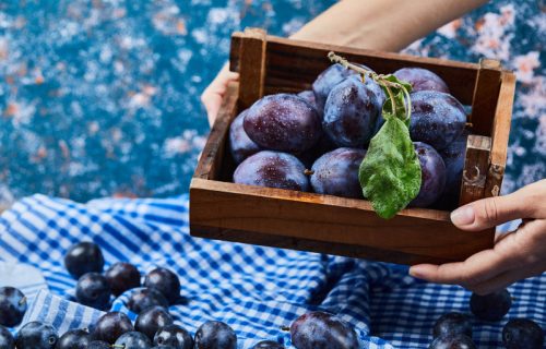 Turšija od šljiva: Na način kako se radi u Azerbejdžanu (RECEPT+VIDEO)