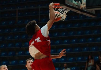 Zvezda krenula pobedom: Zagrevanje protiv Mladosti, pa put na Krit