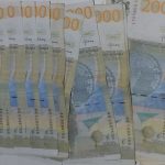 Obijao automobile po Nišu, pa krao telefone i kartice: Oštećeno osam vozila, osumnjičeni uhapšen