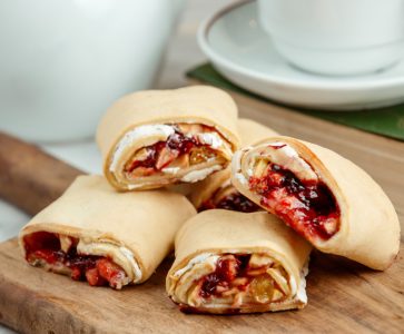 Rolnice od lisnatog testa sa smokvama i kozjim sirom (RECEPT+VIDEO)