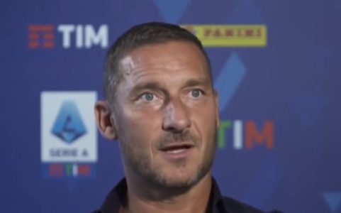 Toti promenio sport: Ko bi rekao da će “Princ Rima” da se baci na košarku (VIDEO)