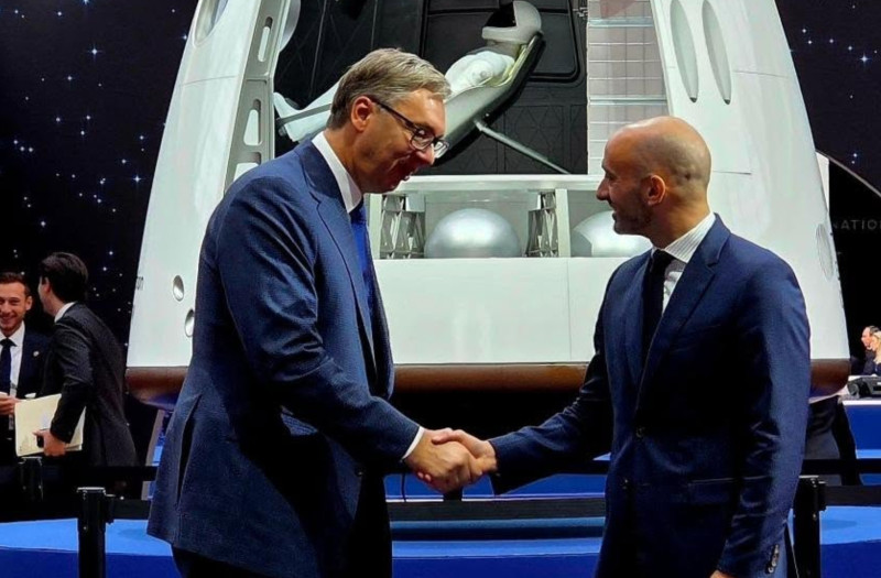 Vučić iz Pariza o budućnosti svemira: “Ove promene odrediće odnose snaga u decenijama pred nama”