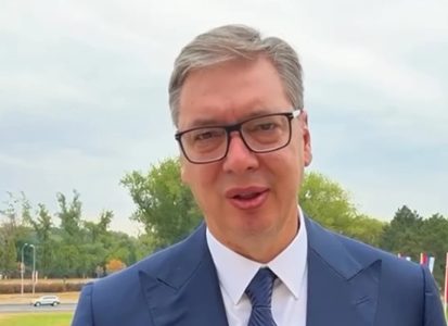 Vučić zahvalio penzionerima: “Novac koji danas dobijate od države zaslužili ste i zaradili”