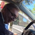 "Hvataju se za džepove": Vučić o reakciji ljudi kada ga vide za volanom "škode" (VIDEO)