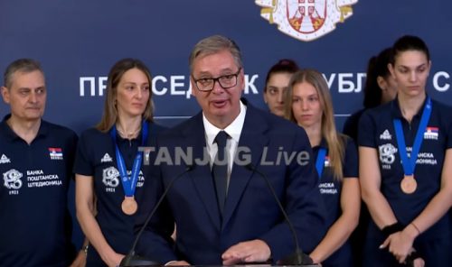 Vučić primio bronzane odbojkašice: “Ja sam vam beskrajno zahvalan”