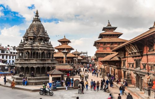 Zašto u Nepalu sat pokazuje 15 minuta "pogrešno" u odnosu na susede? Nisu sve vremenske zone "cele"