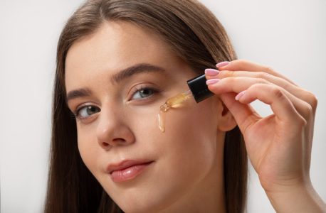 Da li vašoj koži više odgovara retinol ili retinal? Razlika nije samo u nazivu