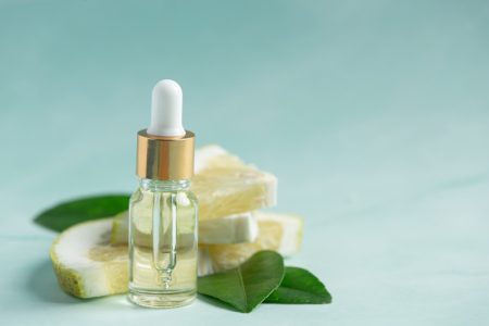 Vitamin C protiv novih haj tek sastojaka: Da li klasik i dalje drži prvo mesto u nezi kože?