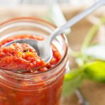 Domaći ajvar: Stari i provereni recept sa kojim nema greške