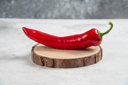 Da li ljuta hrana stvarno “ubrzava metabolizam”? Evo šta kapsaicin radi telu