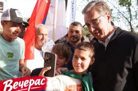 Večeras u 21 čas: Aleksandar Vučić govoriće o svim aktuelnim temama (FOTO)