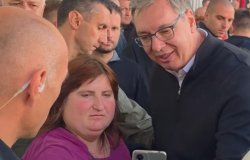 Predivni trenuci i druženja! Vučić podelio snimak sa građanima Srbije: Ponekad moram da budem i fotograf