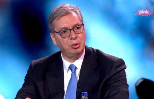 (UŽIVO) Vučić: "Imaćemo apsolutnu većinu i nećemo zavisiti ni od koga manjeg"