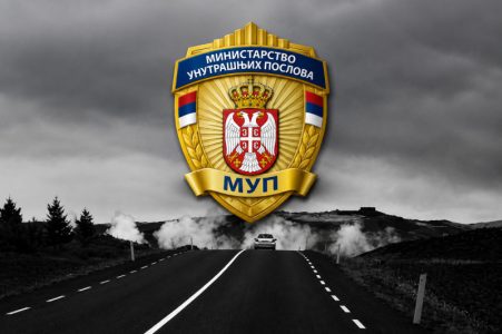 Važan apel MUP-a za sve vozače: Tri nezgode u dva dana zbog dima na putu – evo kako izbeći sudar
