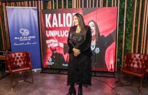 Kaliopi u Beogradu: Akustični koncert  na sceni ”100% live” uz 13 muzičara