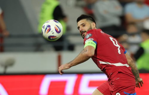 Mitrović se vratio na teren: Sjajne vesti za Srbiju i Veljka Paunovića